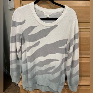 Barefoot Dreams Zebra Print Sweater XS green/grey